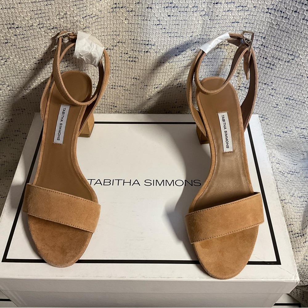 Leticia Night Sand by Tabitha Simmons Size: 37